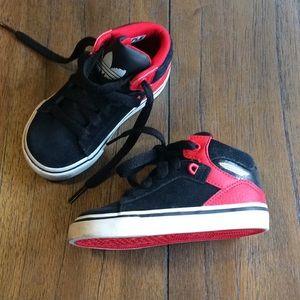 Adidas Sample Mid-Top Kicks